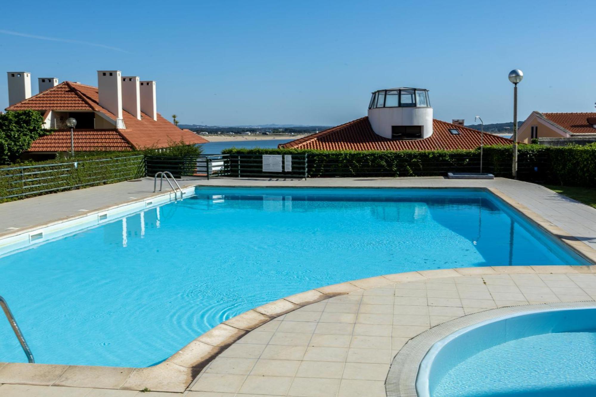 Appartamento Concha Mar Com Vista Sobre A Baia São Martinho do Porto Esterno foto
