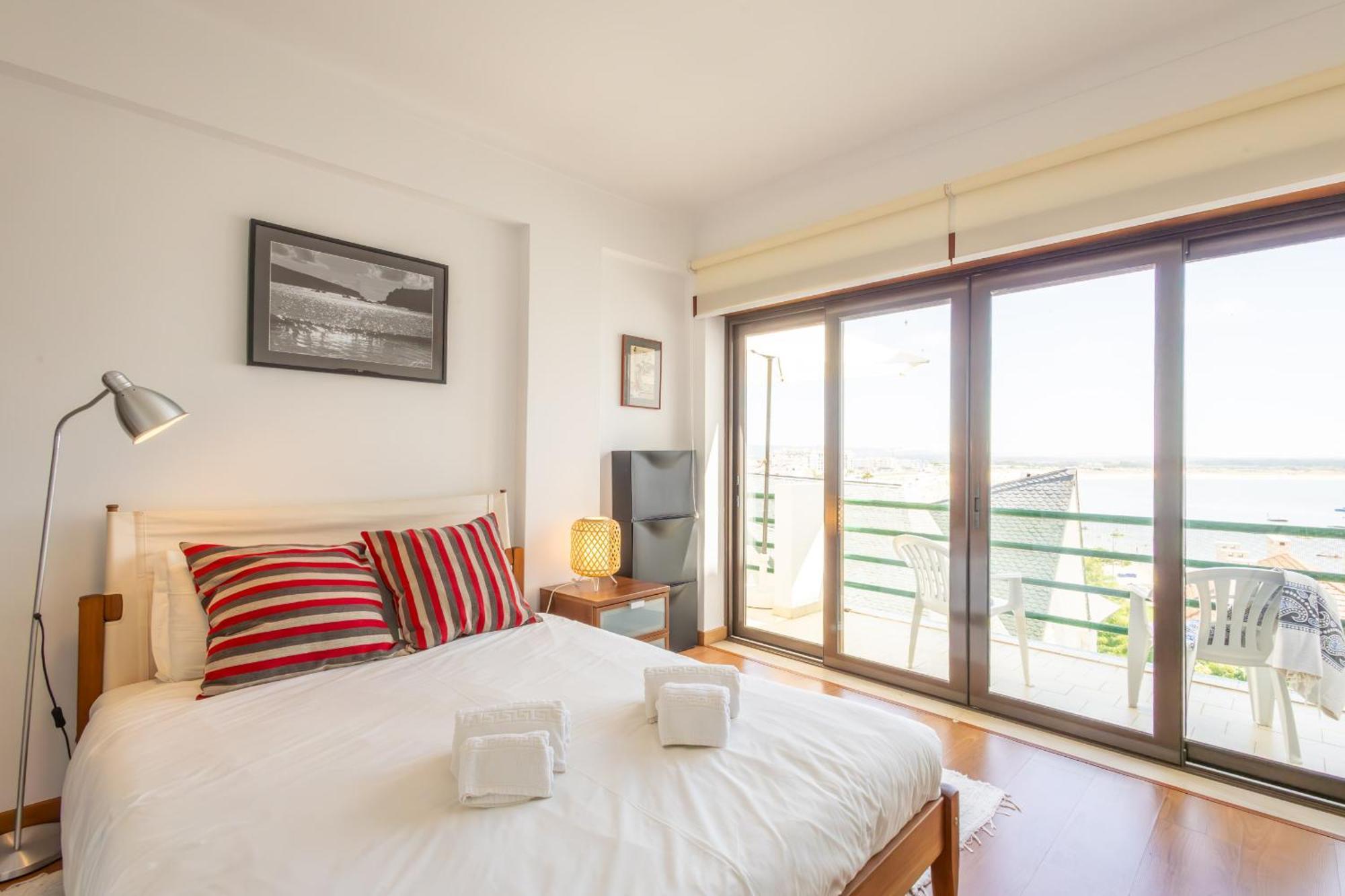 Appartamento Concha Mar Com Vista Sobre A Baia São Martinho do Porto Esterno foto